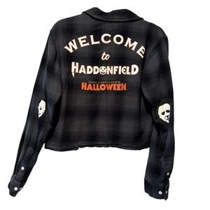 Micheal Meyers Haddonfield
Flannel Cropped sz M